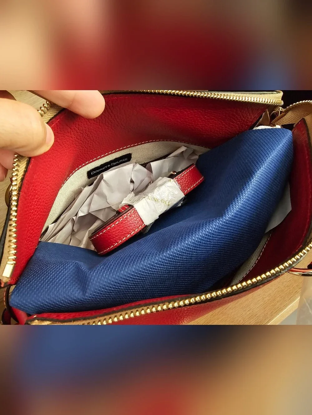 Dooney & Bourke Sorrento 30 With Pocket Satchel Leather Bag.